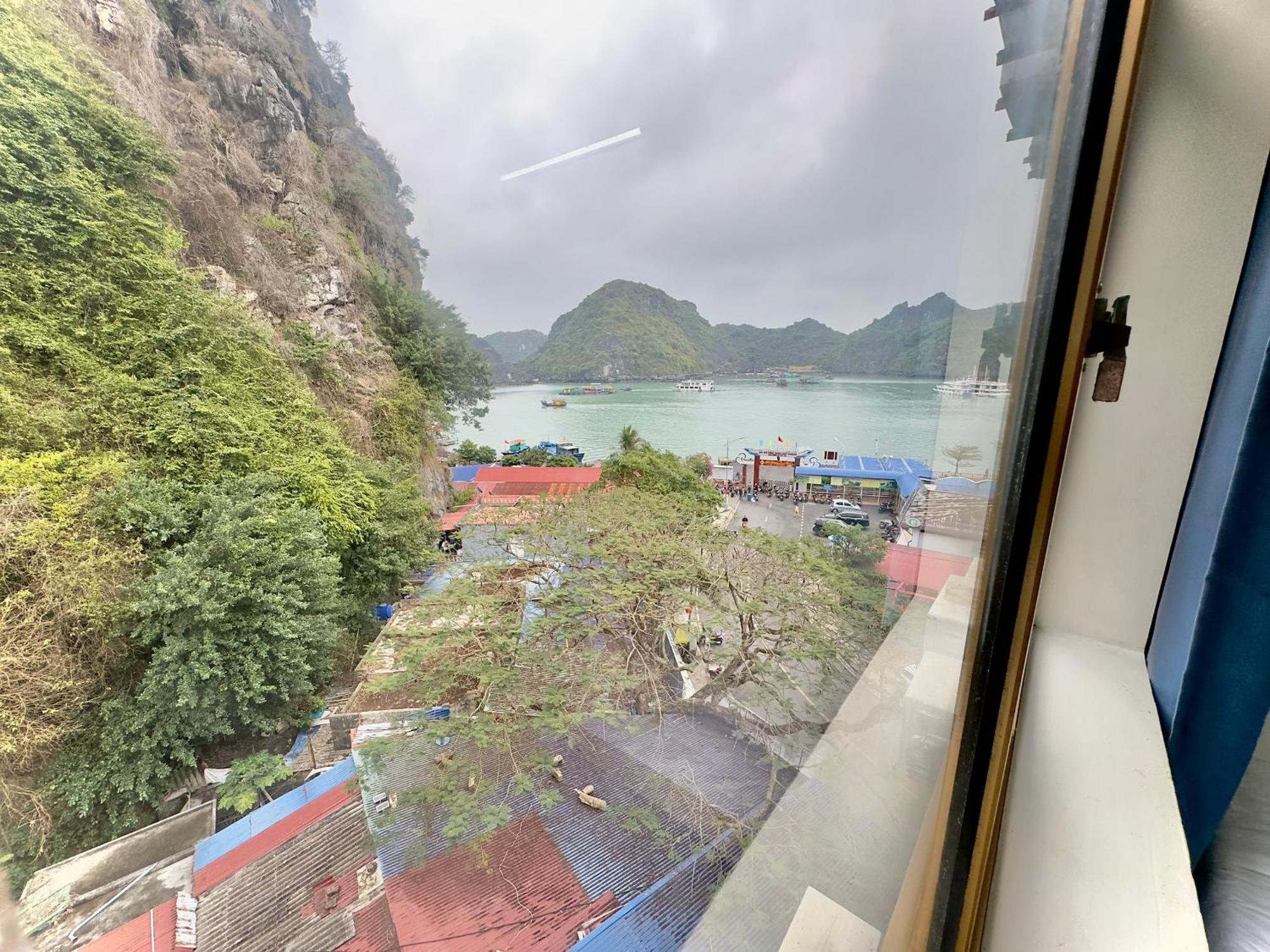 Cat Ba Plaza Hotel Dong Khe Sau Екстер'єр фото