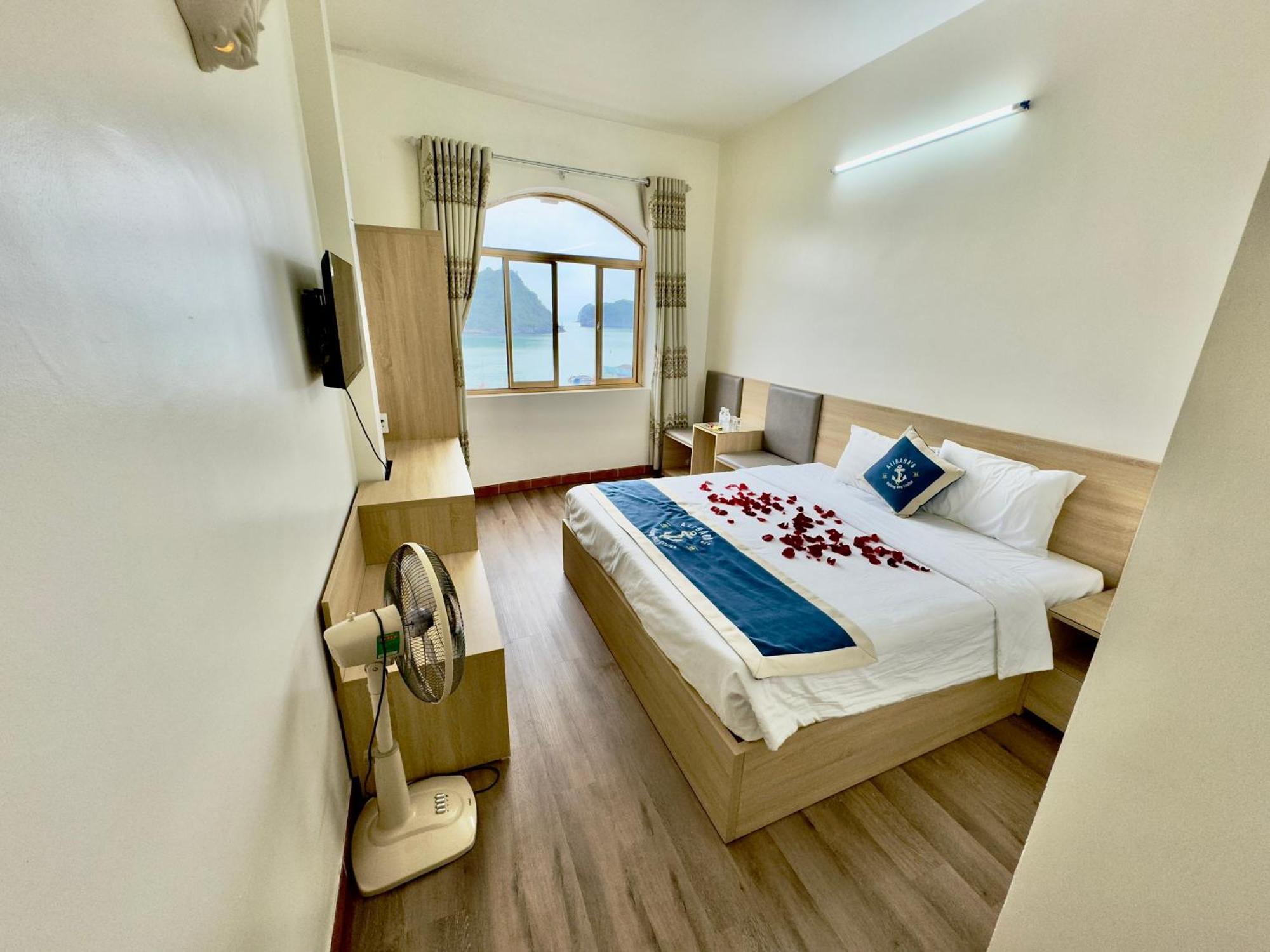 Cat Ba Plaza Hotel Dong Khe Sau Екстер'єр фото