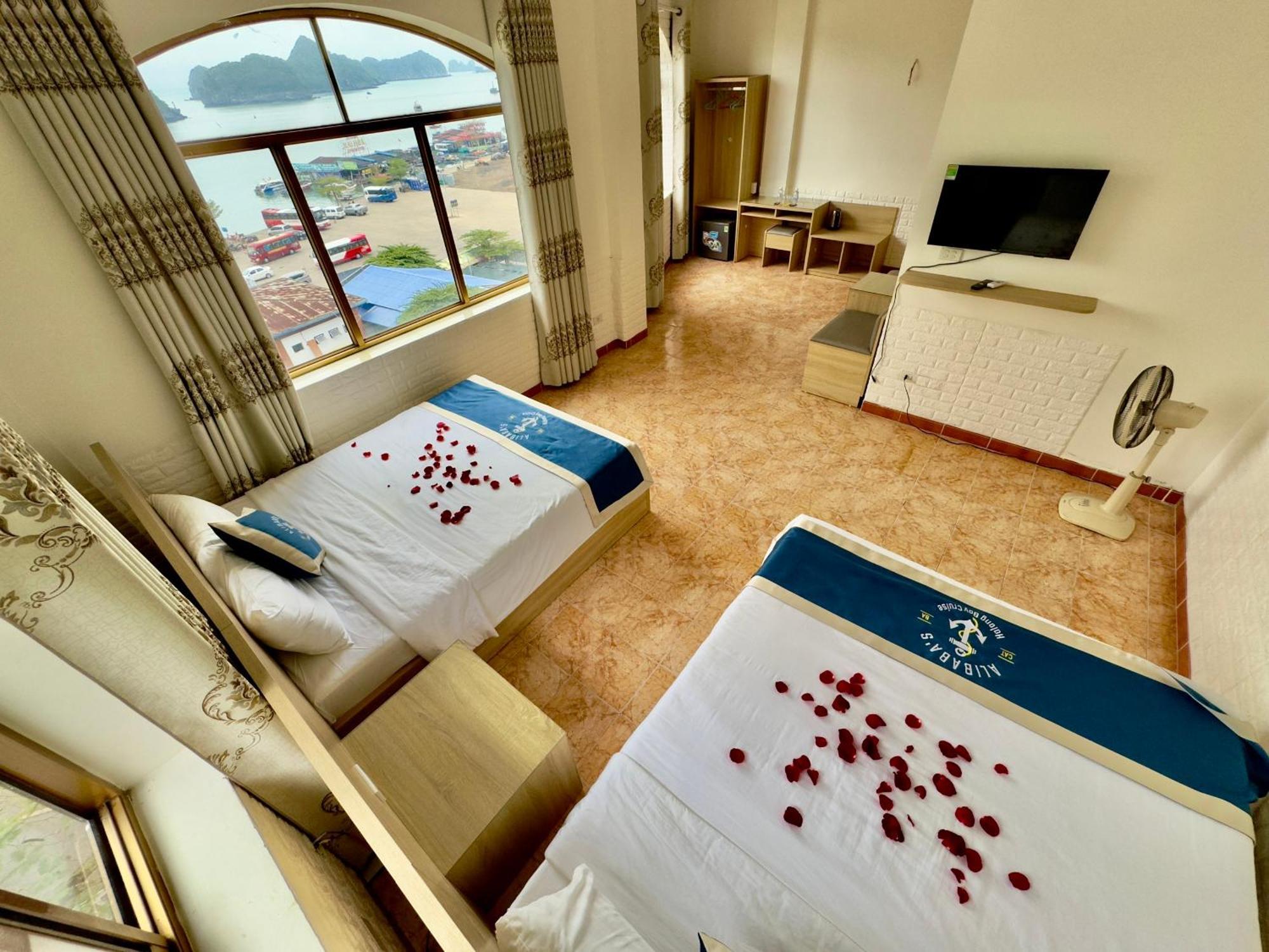 Cat Ba Plaza Hotel Dong Khe Sau Екстер'єр фото