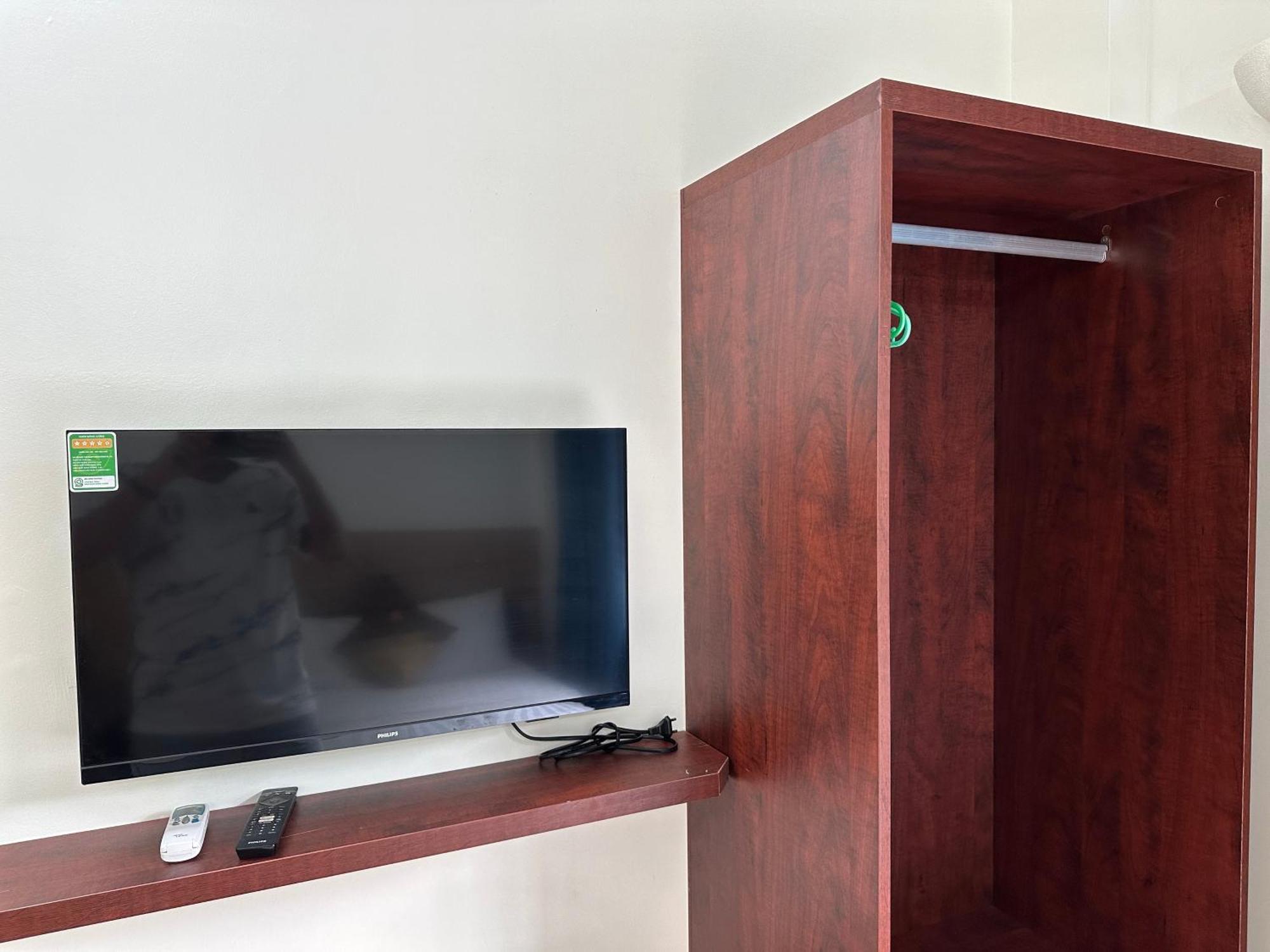 Cat Ba Plaza Hotel Dong Khe Sau Екстер'єр фото